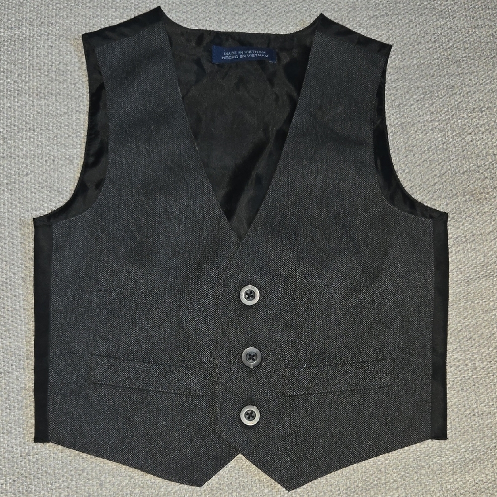 Take 50% Off Kid's Gray/Black Vest 2T